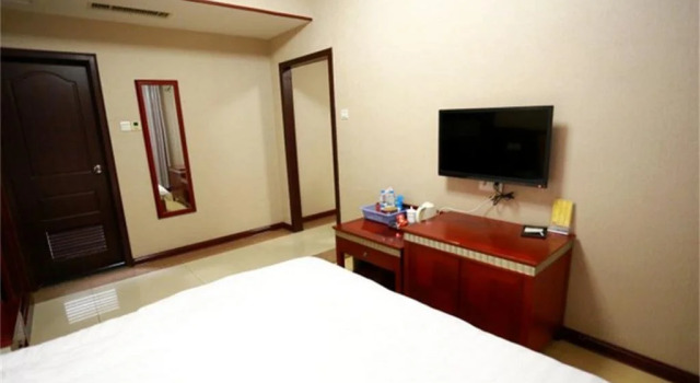 Pai Hotel Bengbu Train Station, Prenota Hotel Bengbu Anhui