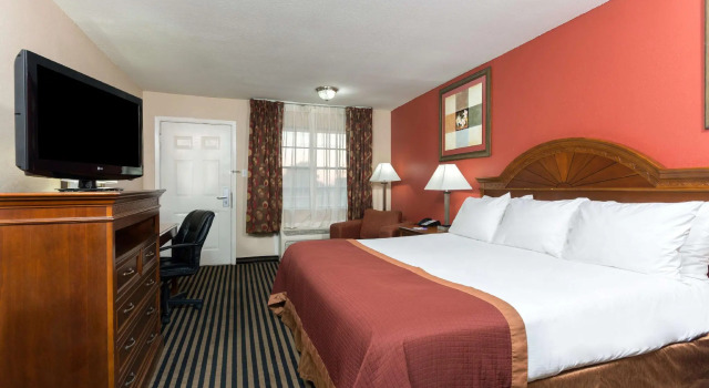 Двухместный номер Standard Baymont by Wyndham Port Arthur - Groves Area