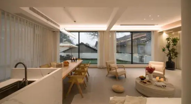 Yuexi · Willow Nook · Stream Tracing Pool Luxury Boutique Stay (Anji Zhebei Grand Canyon), Prenota Boutique Hotel a Huzhou con piscina, Piscina