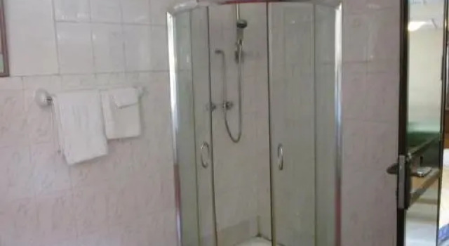 Sheba Guesthouse, Đặt Khách sạn Bole Addis Ababa