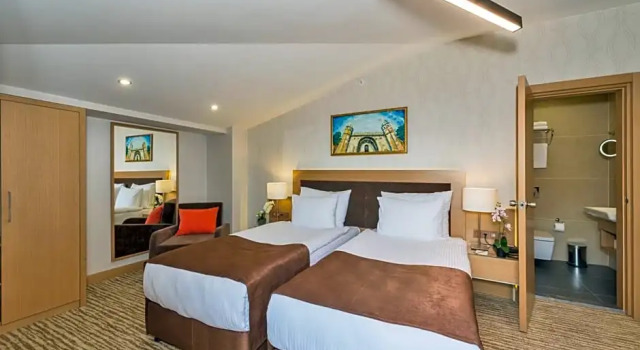 Номер Standard Hotel Boursier 1 & Spa