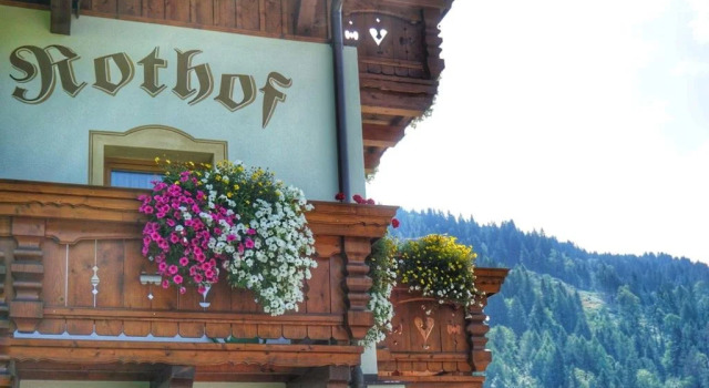 Urlaub am Bauernhof Rothof, Rezerwuj Hotel Hotele w Salzburg z parkingiem, Parking