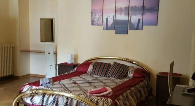 Affittacamere Guerrero Rooms, Забронировать Гостевой дом Гостевые дома Триеста, рядом с Израильтянский храм в Триесте, Гостевой дом