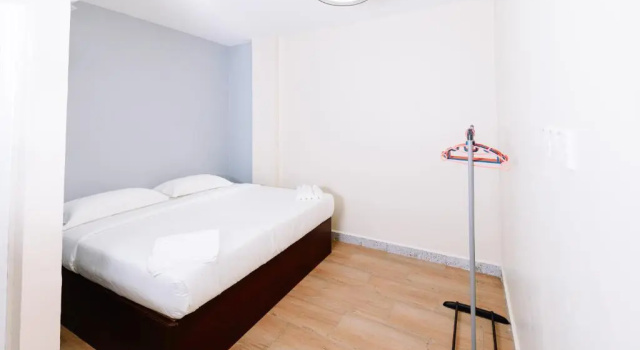 Standardowy dwuosobowy pokój SemRock Hotel