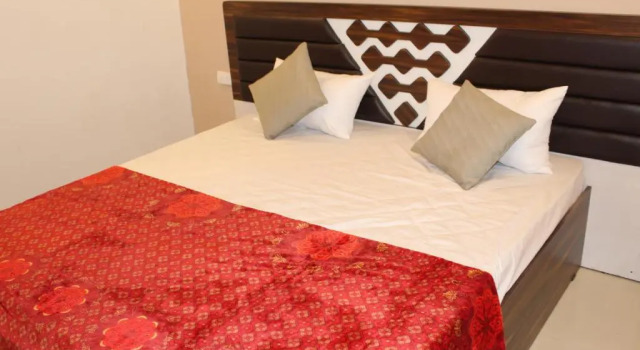 Hotel Skylark