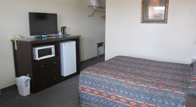 Battlefords Inn, Book Mini-hotel North Battleford Saskatchewan