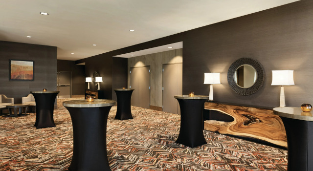 Hilton Garden Phoenix Tempe, University Research Park, Забронировать Отель Отели Пруда в Темпе 3 звезды, 3*