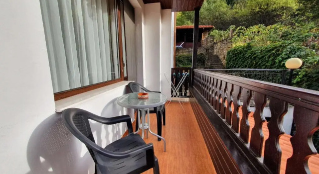 Люкс с 2 комнатами с балконом Family Hotel Chiflik Hills