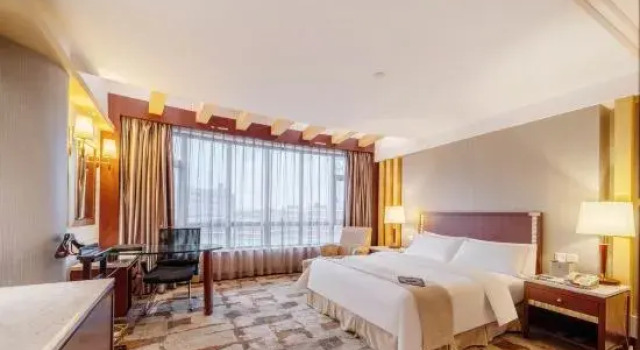 Люкс Executive CP Peninsula Hotel