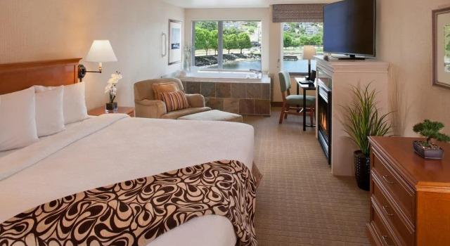 Silver Cloud Hotel Tacoma Waterfront, Забронировать Отель Такома Вашингтон, рядом с Университет Пьюджет-Саунд