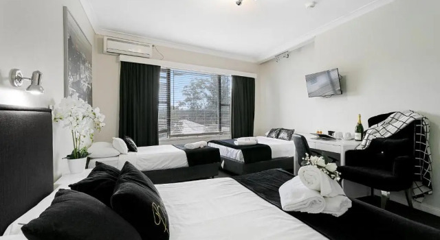 Семейный номер Standard Airport Hotel Sydney