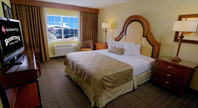 Номер Standard с балконом Best Western Plus Boomtown Casino Hotel