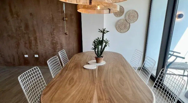 Люкс с 3 комнатами HiBird- Apartment and Suites Hotel