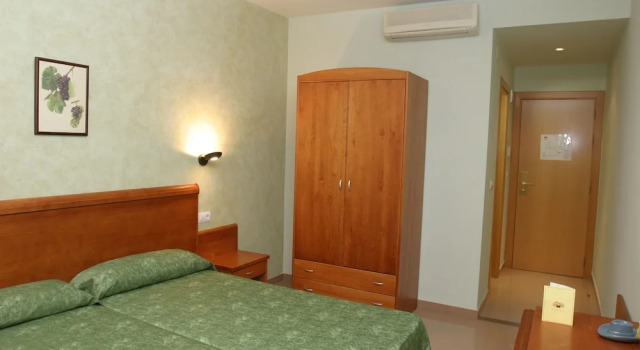 Двухместный номер Standard Hotel Fonda Neus