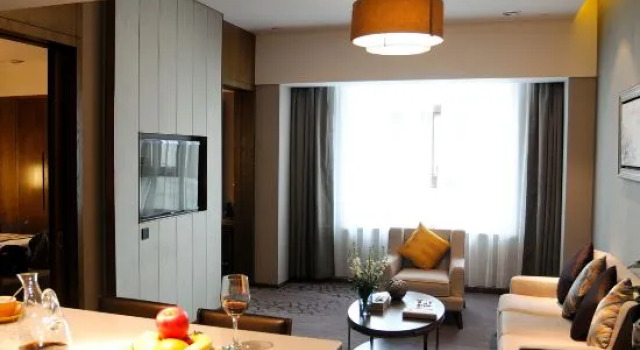 Люкс Executive Henan Sky-Land GDH Hotel