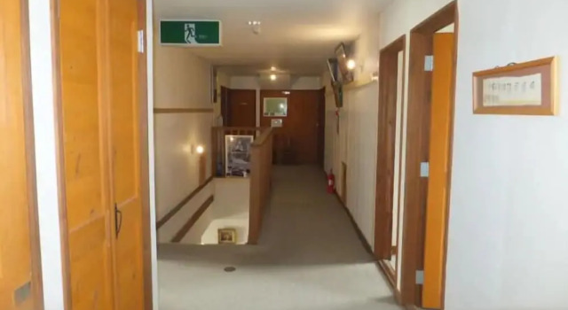 Rental Lodge WHITE RABBIT Madarao kogen Cottage MIDORINO KAZE, Rezervasyon Tatil Evi  