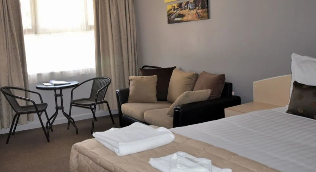 Mittagong Motel, Забронировать Мотель Отели Миттагонг с парковкой, рядом с Парк Destination Southern Highlands, Парковка