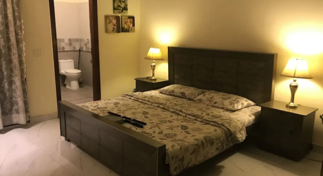 1 Bed House - Sleeps 2 - Pets - Parking - Wifi
