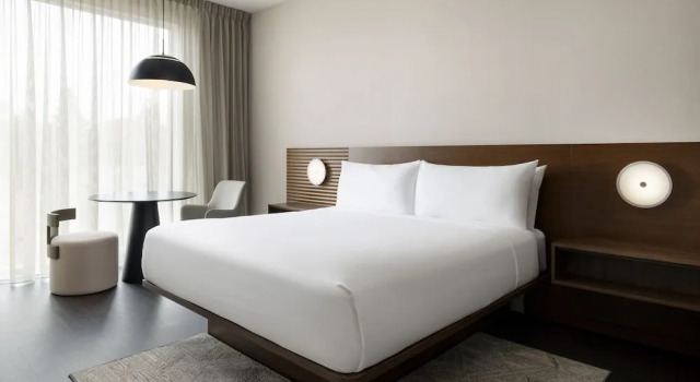 Номер Standard AC Hotel By Marriott Newtown Square