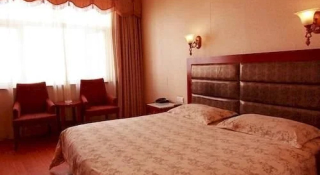 Shanghai Weibo Hotel Changshou, Varaa Hotelli Putuo 