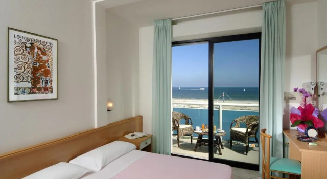Двухместный номер Standard с видом на море Hotel Odeon