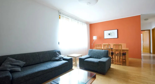 Standard Apartment by Hi5 - Kazincy 52, Забронировать Апартаменты/квартира Отели Будапешта с парковкой, рядом с Станция метро Vorosmarty Square, Парковка