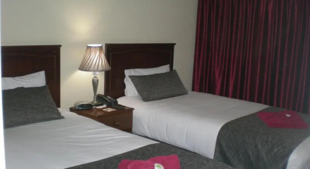 Двухместный номер Superior Oasis Motor Inn