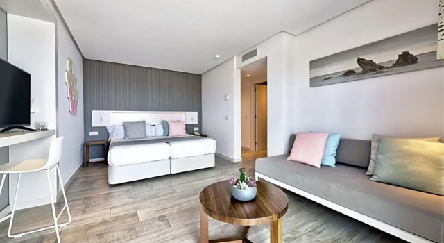 Семейный номер Standard Hotel Garbi Ibiza & Spa