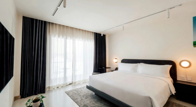 The StandardX Bangkok Phra Arthit