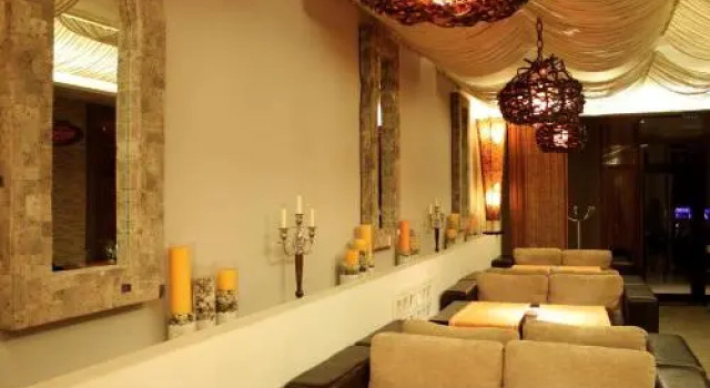 Family hotel Classic, Забронировать Отель Sveti Nikola Варна, рядом с Технический университет Варны