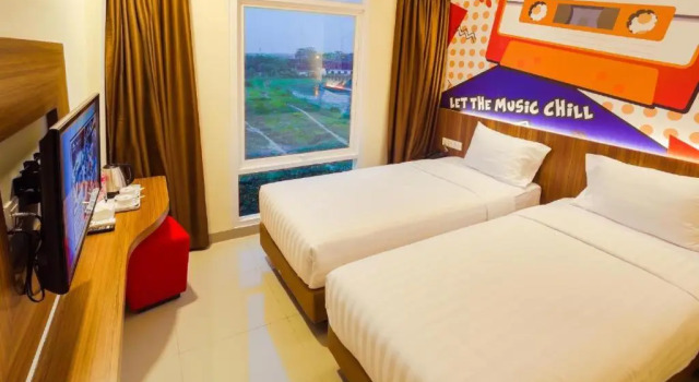 Superior Twin room Front One Hotel Purwodadi