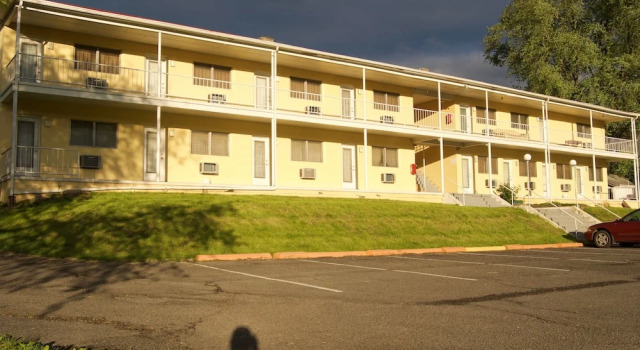 Janey Lynn Motel, Забронировать Мотель Бедфорд Пенсильвания, рядом с Национальный музей покрывал