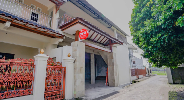 Hotel O Kenari House Syariah, Забронировать Отель Недорогие отели Джокьякарты, недорого