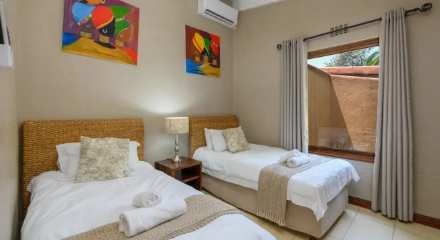 San Lameer Villa Rentals 3215