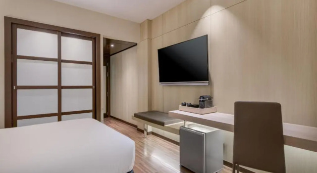 Трёхместный номер Standard AC Hotel Ciutat de Palma by Marriott