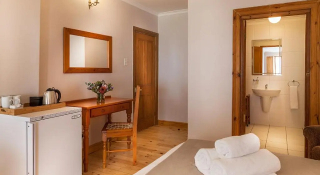 Номер Standard Avenues Guest House