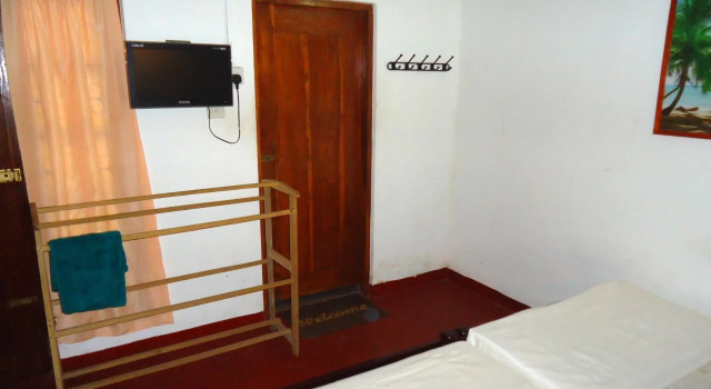 Thirasara Holiday Inn