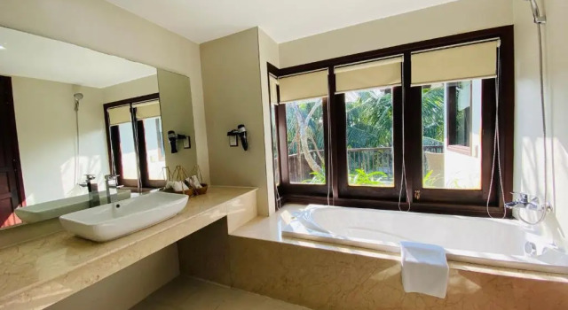 Двухместный номер Standard с балконом Emerald Hoi An Riverside Resort