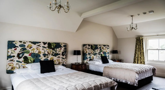 The Grange B&B, Забронировать Мотель Отели Крайстчёрч с парковкой, Парковка