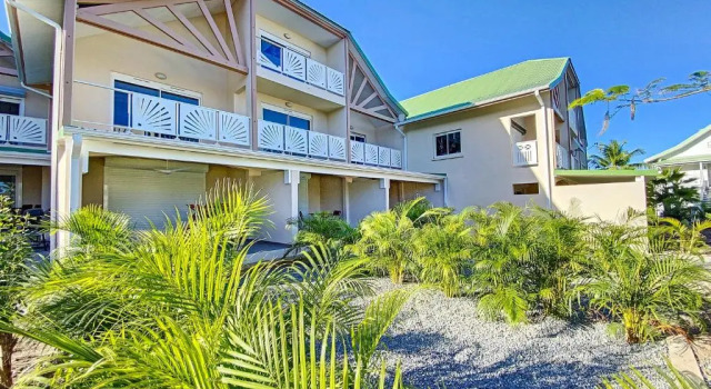 Maracuja 7, Orient Bay village, walkable beach at 100m