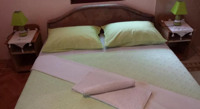Апартаменты Apartments & Hostel Zdrava Hrana