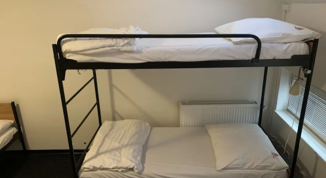Кровать в общем номере (женский номер) Hostel and Apartment Blue88