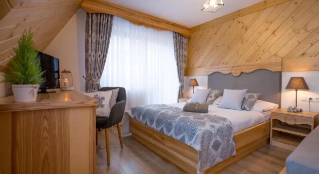 Willa Góralsko Riwiera, Book Hotel Zakopane Tatras