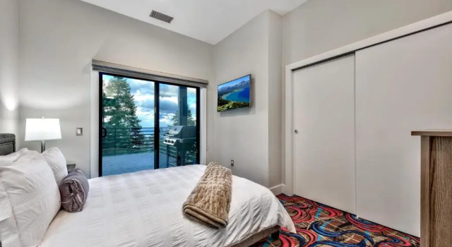 Коттедж LUXE 15 Blue Diamond Lodge Lake Tahoe Hot Tub