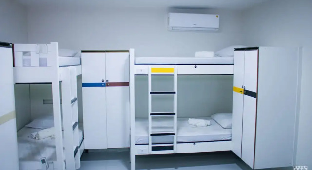 Кровать в общем номере Manero Hostel
