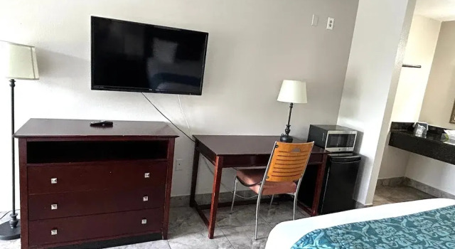 Двухместный номер Standard Shining Light Inn & Suites