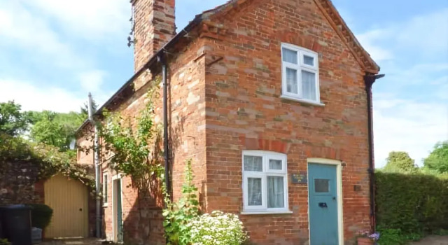 Pear Tree Cottage, Varaa Lomakoti Mökit kohteessa Merseyside, Mökki