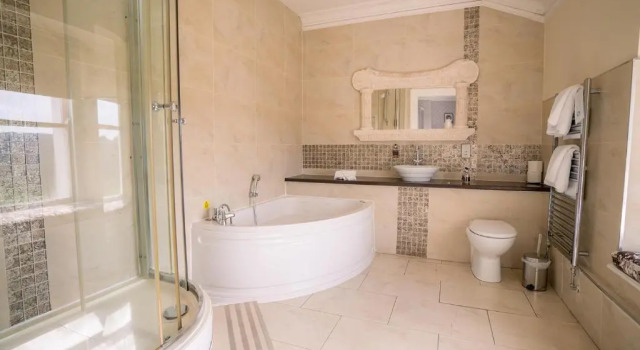 Люкс Deluxe Court Colman Manor