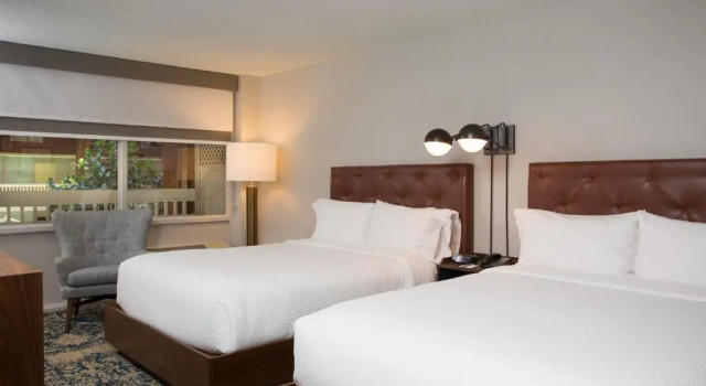 Четырёхместный номер Standard с видом на бассейн Four Points by Sheraton Eastham Cape Cod