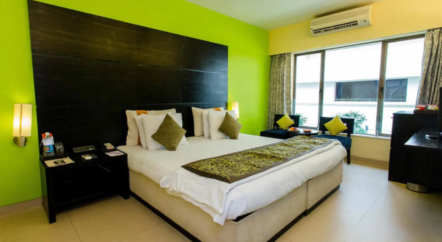 Номер Deluxe Citrus Hotel Lonavala